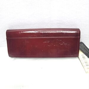 NEW NEW NEW!! Tre Vero Nubuck Leather Ox Blood Clutch Bag.‎ P123